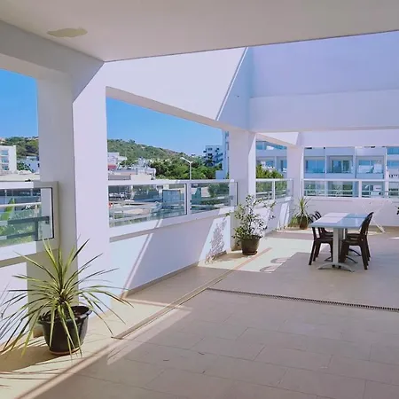 Apartment Sunrise Beach Apts.